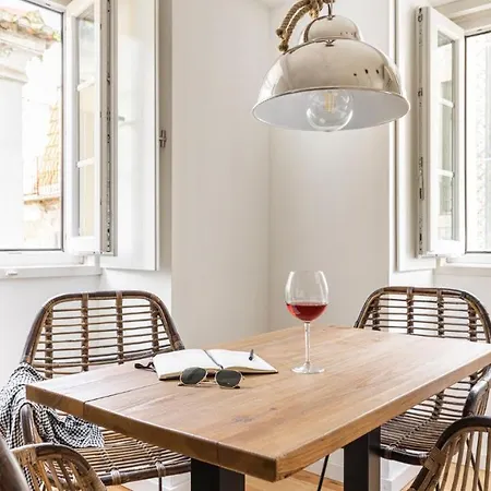 Plum Guide - Inspiradora Apartment