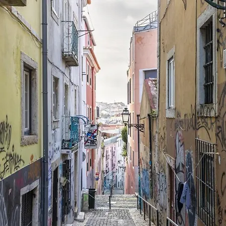 Plum Guide - Inspiradora * Lisbon